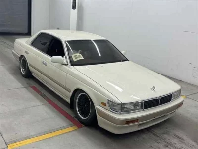 Nissan Laurel