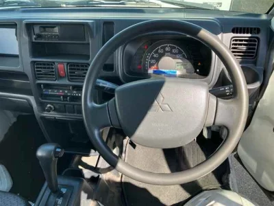 Mitsubishi Minicab Truck