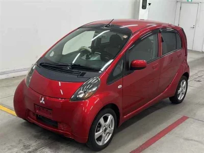Mitsubishi i