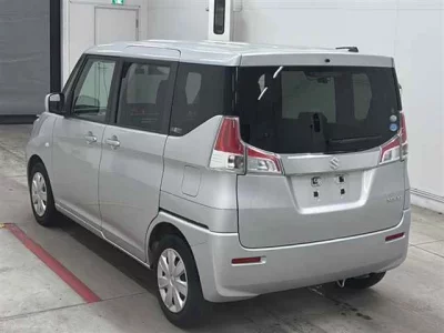 Suzuki Solio