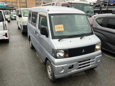 Mitsubishi MINICAB VAN
