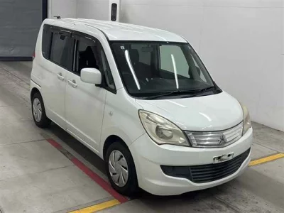 Mitsubishi Delica D:2