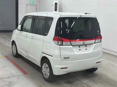 Mitsubishi Delica D:2
