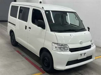 Mazda Bongo Van