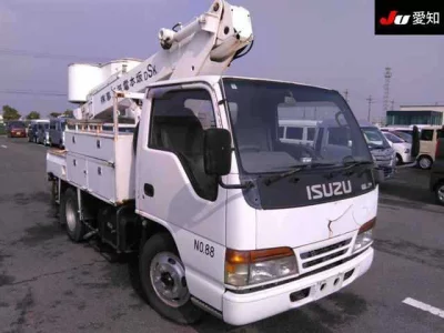 Isuzu ELF