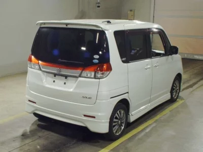 Suzuki Solio