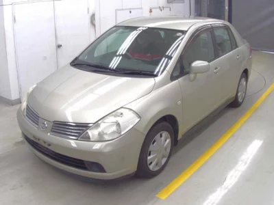 Nissan Tiida Latio