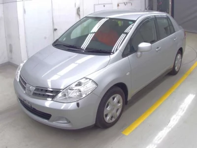 Nissan Tiida Latio