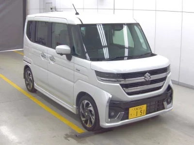 Suzuki Spacia