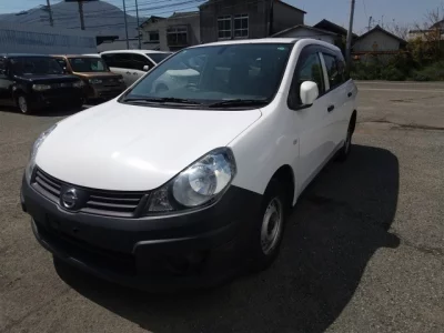 Nissan AD