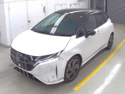 Nissan Aura