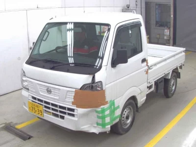Nissan NT100 Clipper