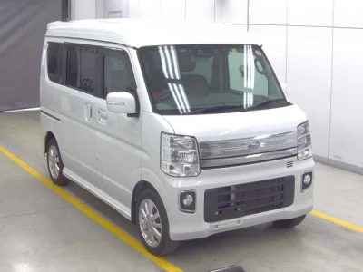 Nissan NV100 Clipper Rio
