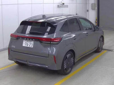 Nissan Aura