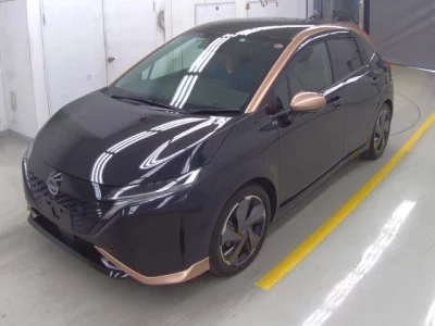 Nissan Aura