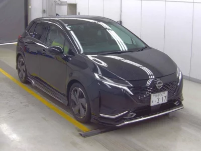 Nissan Aura