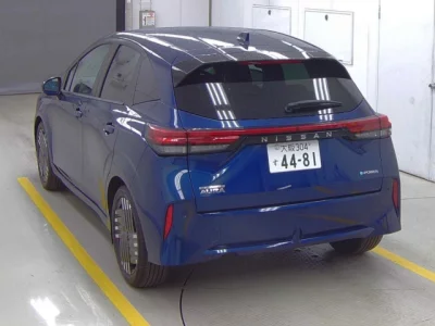 Nissan Aura