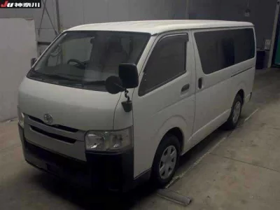 Toyota HiAce Van
