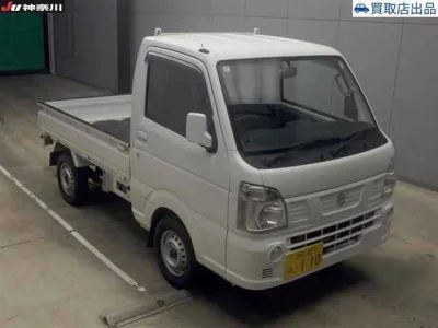 Nissan NT100 Clipper