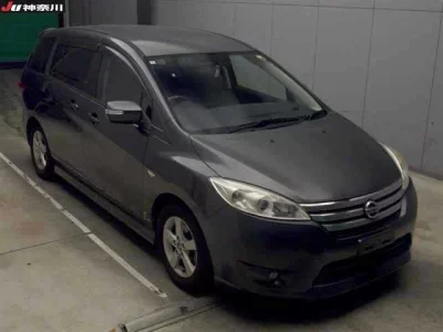 Nissan LAFESTA