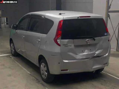 Toyota PASSO SETTE