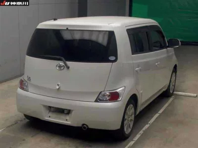 Toyota bB