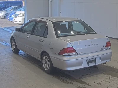 Mitsubishi Lancer