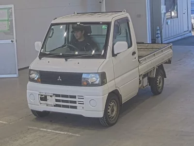 Mitsubishi Minicab Truck