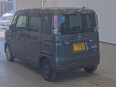 Suzuki Spacia