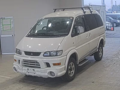 Mitsubishi Delica