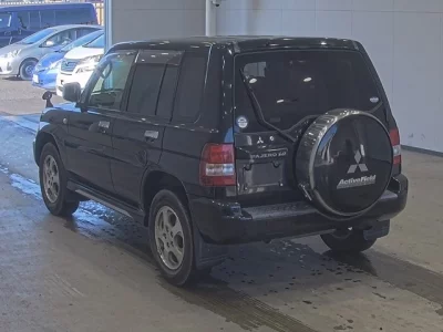 Mitsubishi Pajero iO