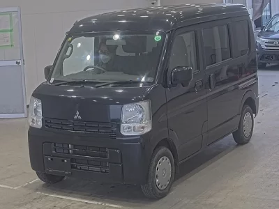 Mitsubishi Minicab Van