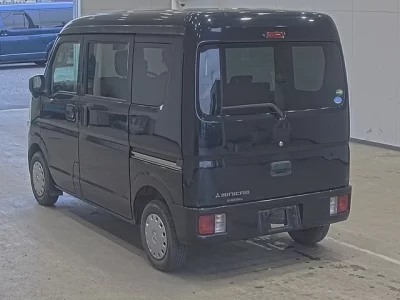 Mitsubishi Minicab Van