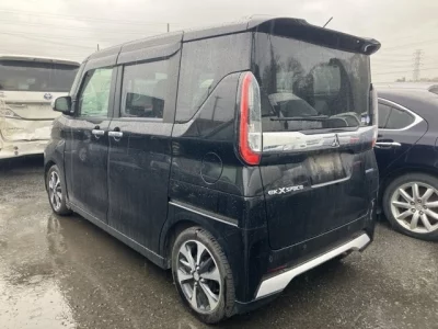 Mitsubishi EK X SPACE