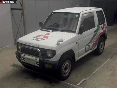 Mitsubishi Pajero Mini