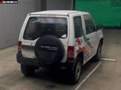 Mitsubishi Pajero Mini