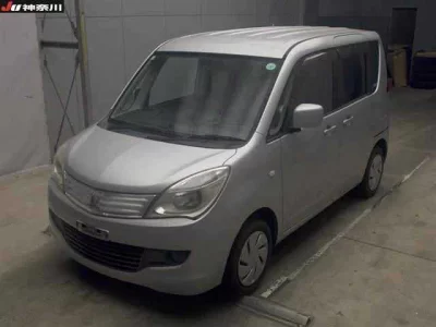Mitsubishi Delica D:2