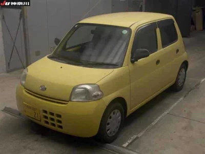 Daihatsu Esse