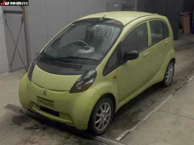 Mitsubishi i