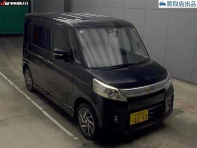 Suzuki Spacia
