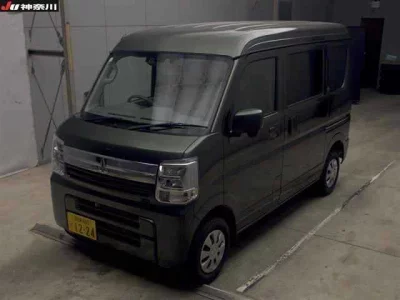 Mitsubishi Minicab Van
