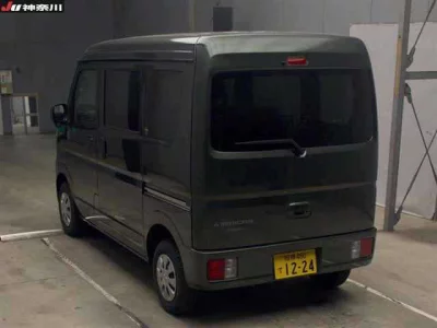 Mitsubishi Minicab Van
