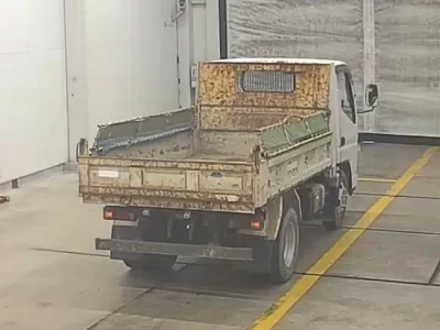Mitsubishi Fuso Canter