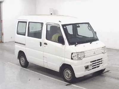 Mitsubishi Minicab Van