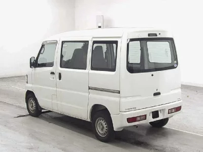 Mitsubishi Minicab Van