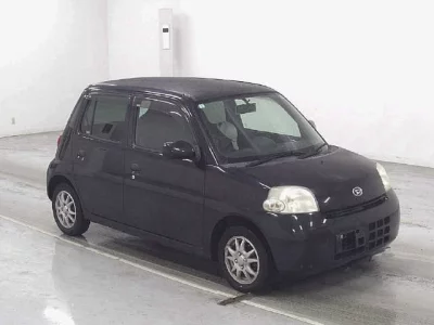 Daihatsu Esse
