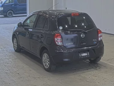 Nissan March