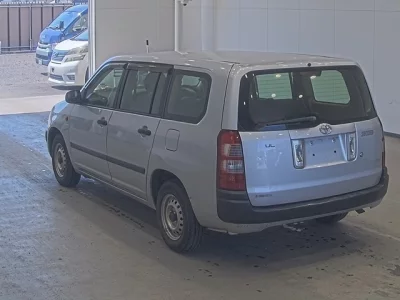 Toyota SUCCEED