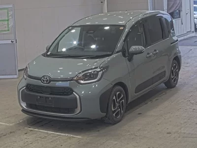 Toyota Sienta