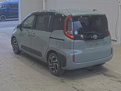 Toyota Sienta